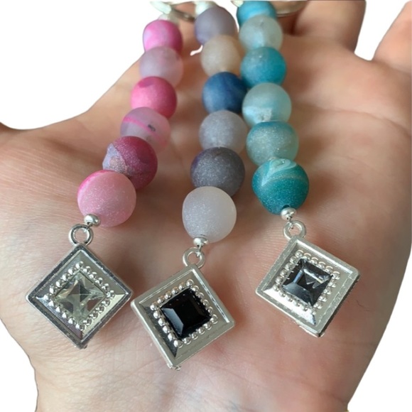 💕x2HP💕Druzy beaded handmade keychain - Picture 2 of 9